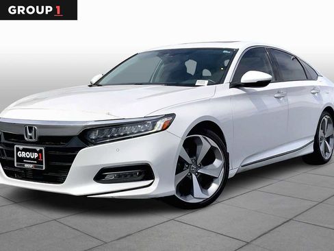 Used 2018 Honda Accord Touring image 1