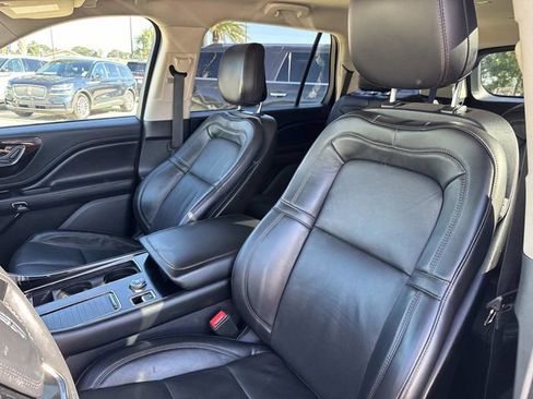 Used 2020 Lincoln Aviator Reserve image 17