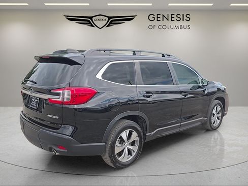 Used 2023 Subaru Ascent Premium w/ Convenience Package AWD/4WD image 5