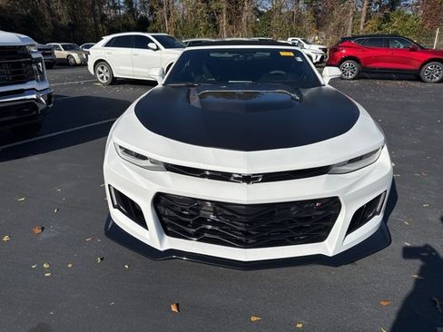 Used 2021 Chevrolet Camaro ZL1 image 8