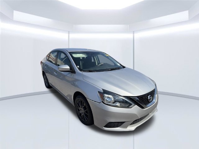 Used 2016 Nissan Sentra S FWD image 3