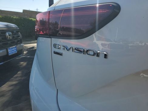 New 2026 Buick Envision Sport Touring image 6