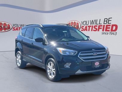 Used 2018 Ford Escape SE w/ SE Sync 3 Package