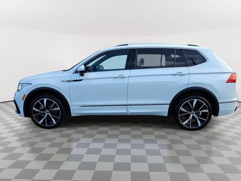 Used 2024 Volkswagen Tiguan SEL R-Line AWD/4WD image 8