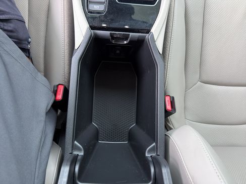 Used 2025 Honda Accord EX-L image 30