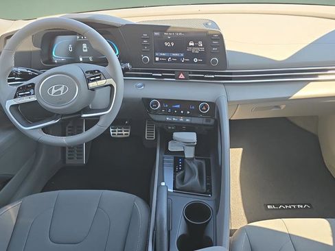 New 2026 Hyundai Elantra Sport FWD image 18