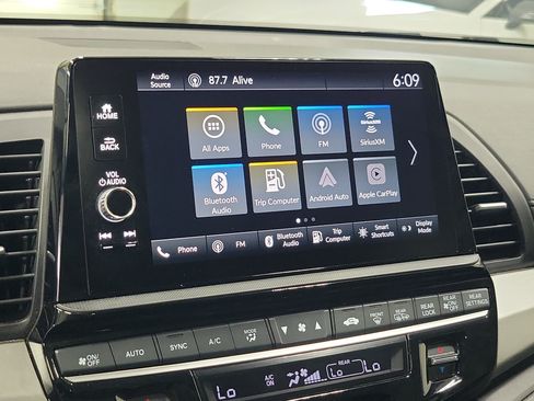 Used 2025 Honda Odyssey EX-L image 32
