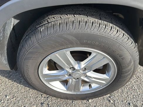Used 2021 Chevrolet Trax LT w/ Driver Confidence Package AWD/4WD image 9