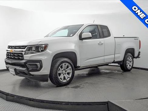 Used 2021 Chevrolet Colorado LT w/ Fleet Safety Package AWD/4WD image 2