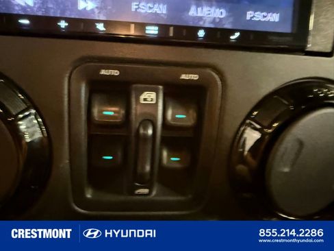 Used 2015 Jeep Wrangler Unlimited Sahara AWD/4WD image 34