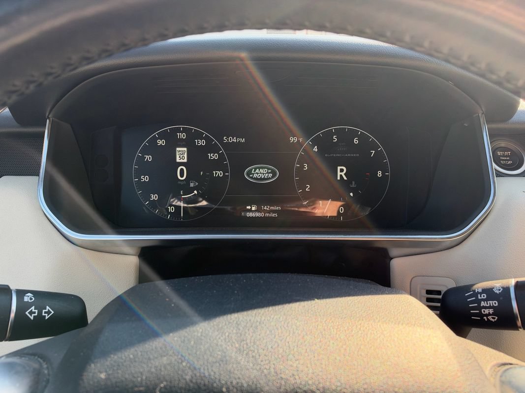 Used 2017 Land Rover Range Rover Sport AWD/4WD image 16
