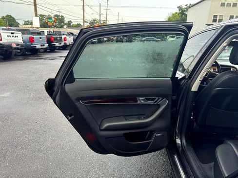 Used 2010 Audi A6 3.0T Prestige w/ Prestige Pkg image 12