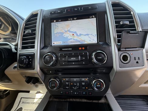 Used 2017 Ford F250 Lariat w/ Lariat Ultimate Package image 29