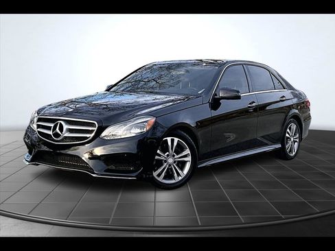 Used 2016 Mercedes-Benz E 350 Sedan image 1