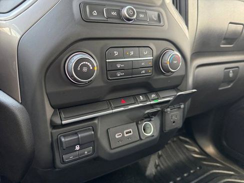 Used 2022 Chevrolet Silverado 2500 W/T w/ WT Convenience Package AWD/4WD image 28