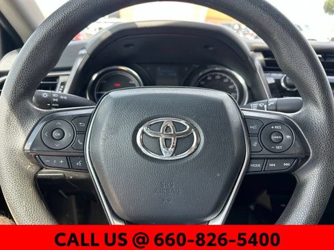 Used 2020 Toyota Camry LE FWD image 9