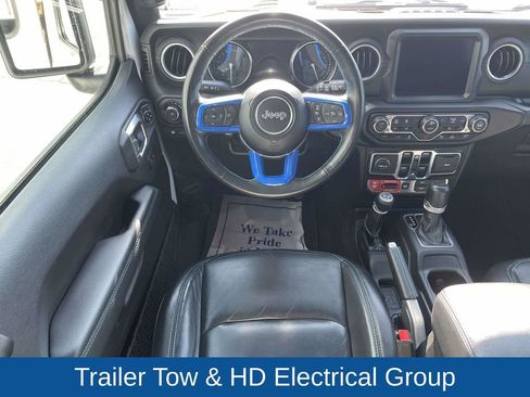 Certified 2022 Jeep Wrangler Unlimited Rubicon 4xe w/ Cold Weather Group image 22