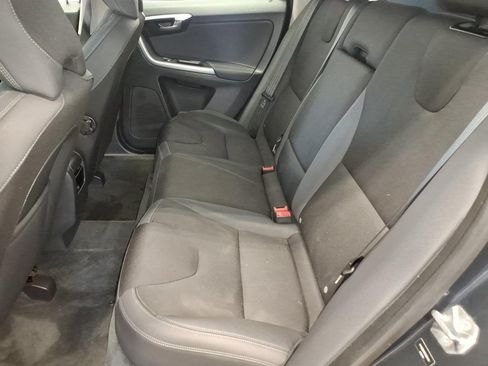 Used 2014 Volvo XC60 AWD 3.2 image 11