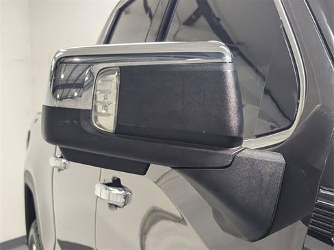 Used 2020 GMC Sierra 1500 SLT w/ SLT Premium Plus Package image 30