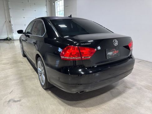 Used 2014 Volkswagen Passat TDI SE FWD image 5