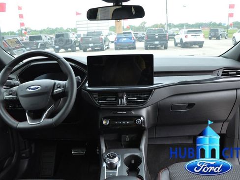 Used 2024 Ford Escape ST-Line Select w/ Tech Pack #2 AWD/4WD image 18