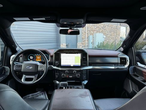 Used 2021 Ford F150 Lariat w/ Equipment Group 502A High image 10