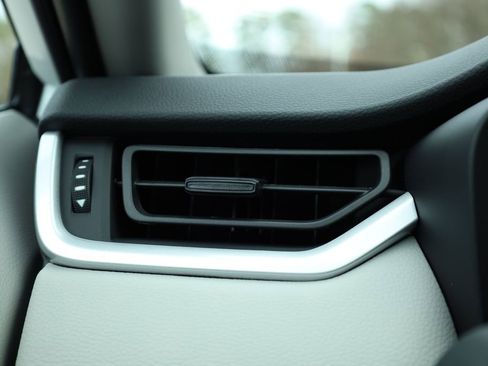 New 2025 Toyota RAV4 XLE image 17