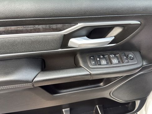Used 2022 RAM 1500 Big Horn AWD/4WD image 39