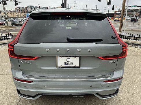 New 2026 Volvo XC60 T8 Ultra w/ Climate Package AWD/4WD image 9