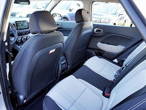 New 2026 Hyundai Venue SEL image 21