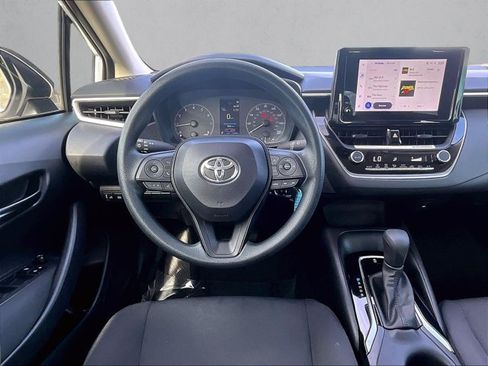 Used 2024 Toyota Corolla LE FWD image 6