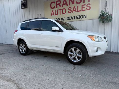 Used 2009 Toyota RAV4 Limited FWD image 2