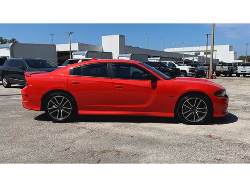 Used 2023 Dodge Charger R/T w/ Harman/Kardon Audio Group RWD image 9