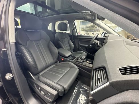 Certified 2025 Audi Q5 2.0T Premium Plus w/ Premium Plus Package image 27
