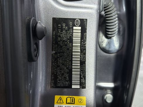 Used 2016 Lexus ES 350 w/ Navigation System Package FWD image 39