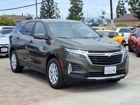 Used 2023 Chevrolet Equinox LT FWD image 3