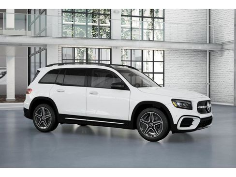 New 2026 Mercedes-Benz GLB 250 image 15