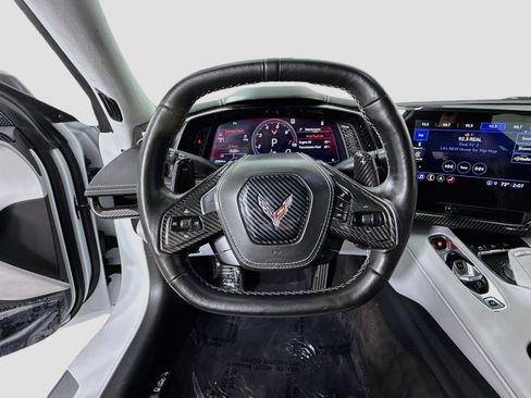 Used 2022 Chevrolet Corvette Stingray Premium Cpe w/ Z51 Performance Package RWD image 13
