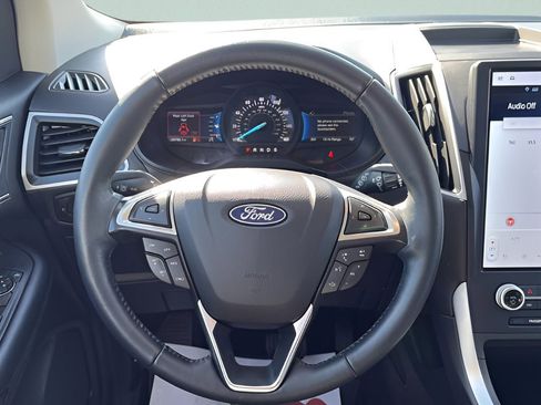 Used 2024 Ford Edge SEL w/ Convenience Package image 17