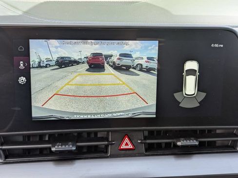 Used 2024 Kia Sportage EX FWD image 24
