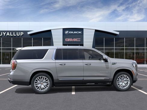 New 2026 GMC Yukon XL Denali w/ Denali Reserve Package image 5