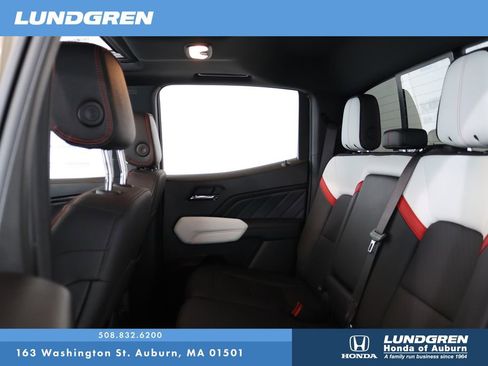 Used 2024 GMC Canyon AT4X image 14