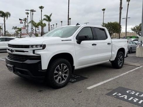 Used 2020 Chevrolet Silverado 1500 LT w/ All-Star Edition image 9