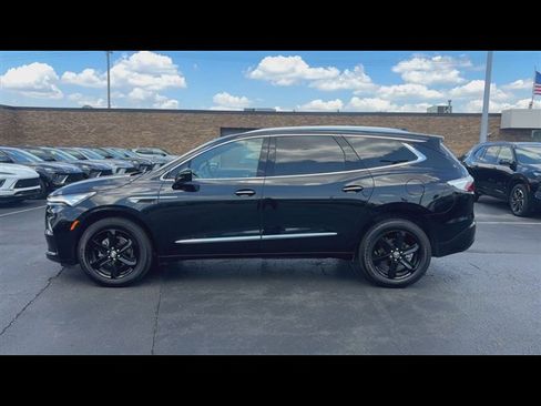 Certified 2024 Buick Enclave Essence w/ Experience Buick Package AWD/4WD image 5