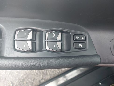 Used 2013 Hyundai Santa Fe Sport 2.0T FWD image 27