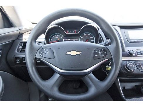 Used 2017 Chevrolet Impala LS image 14