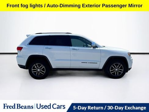 Used 2018 Jeep Grand Cherokee Limited AWD/4WD image 13