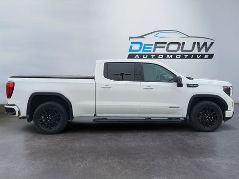 Used 2023 GMC Sierra 1500 Elevation w/ Preferred Package image 2