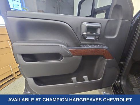 Used 2015 GMC Sierra 1500 SLE w/ SLE Value Package image 31