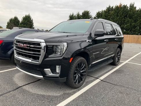 Used 2021 GMC Yukon SLT image 3